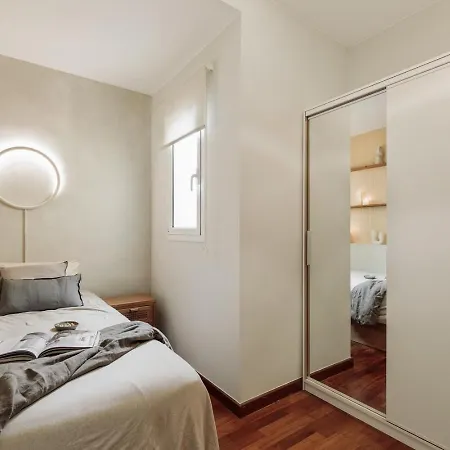 Cala - 2 Bedrooms In Eixample Exquerra アパート バルセロナ