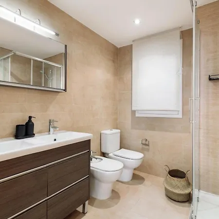 Cala - 2 Bedrooms In Eixample Exquerra * Barcelona