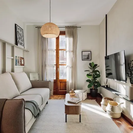 Cala - 2 Bedrooms In Eixample Exquerra *